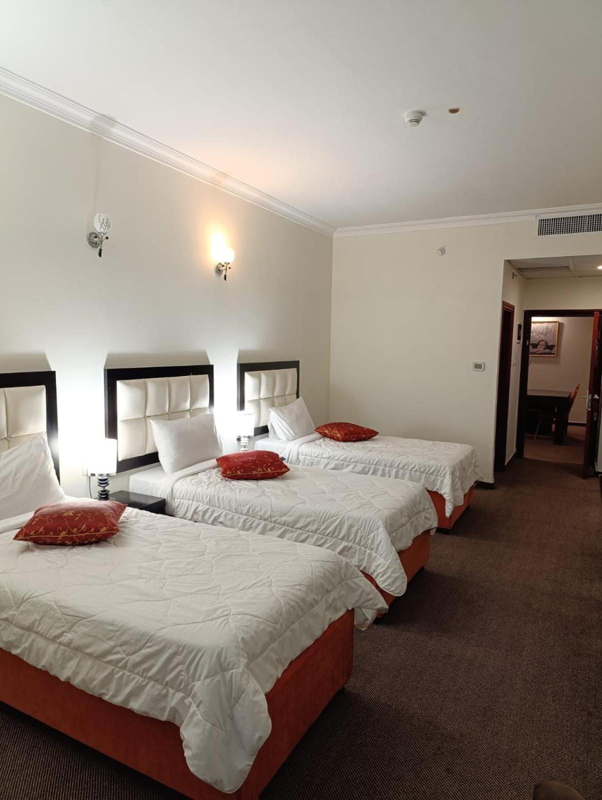 Abu Mazen Hotel Хеброн Екстериор снимка